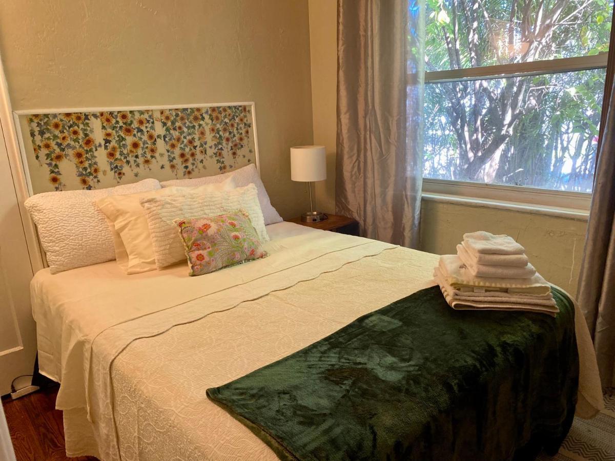 Villa Olivia Guest Rooms Hollywood Exteriér fotografie